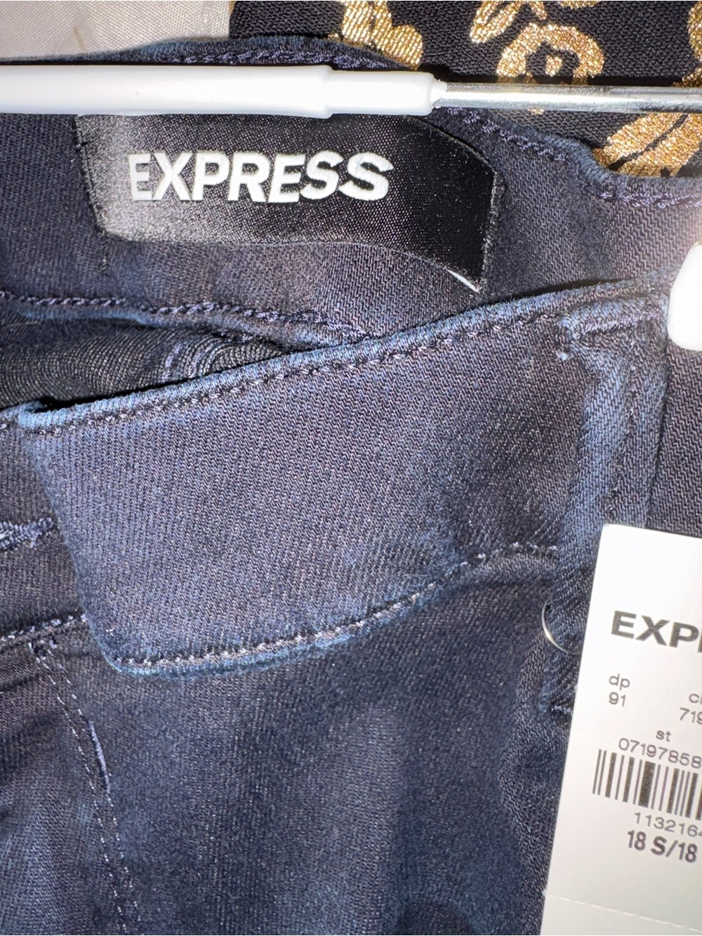 Two pair of new with tags size 18 pants, Old Navy and express skinny leg - Picture 10 of 12
